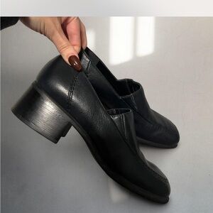 Hush Puppies Women's Black Leather Block Heel Loafers